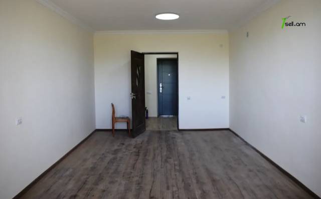 2 սենյականոց բնակարան Ախուրյանում, 66 քմ, կապիտալ վերանորոգված, քարե շենք