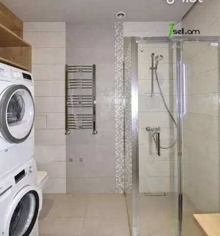 3 սենյականոց բնակարան նորակառույց շենքում Պարույր Սևակի փողոցում, 106 քմ, 10/15 հարկ