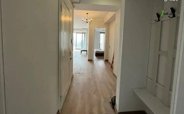 3 սենյականոց բնակարան նորակառույց շենքում Ռուբեն Սևակի փողոցում, 84 ք.մ., 5/7 հարկ, 2 սանհանգույց