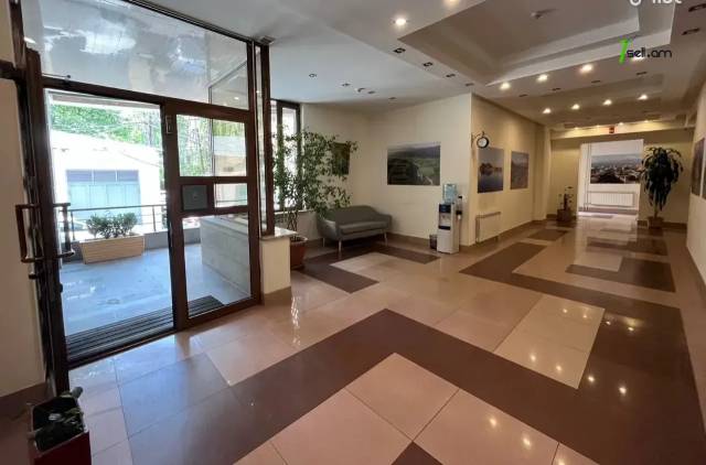 4 սենյականոց բնակարան նորակառույց շենքում Աբովյան փողոցում, 140 քմ, 4/14 հարկ, 2 սանհանգույց