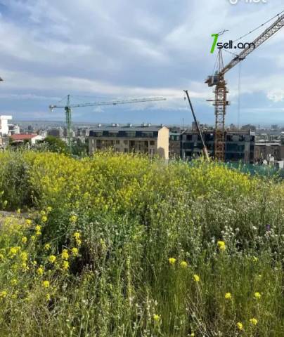 Հողատարածք բնակելի շինությունների համար Վերին Անտառային փողոցում կենտրոնում, 1164 քմ