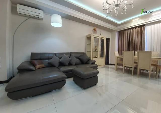 3 սենյականոց բնակարան նորակառույց շենքում Եզնիկ Կողբացու փողոցում, 120 ք.մ., 2 սանհանգույց