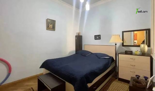 3 սենյականոց բնակարան Կիևյան փողոցում, 105 ք.մ., 3/5 հարկ, 2 սանհանգույց, բարձր առաստաղներ