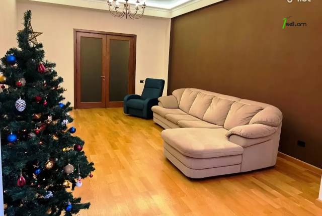 4 սենյականոց բնակարան նորակառույց շենքում կենտրոնում, 110 քմ, 4/15 հարկ, 2 սանհանգույց