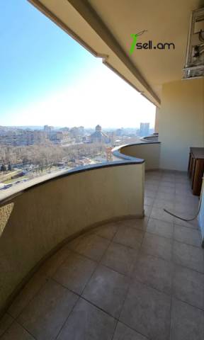 Ընդարձակ 3 սենյականոց բնակարան նորակառույց շենքում Վարդանանց փողոցում, 155 ք.մ., նախավերջին հարկ