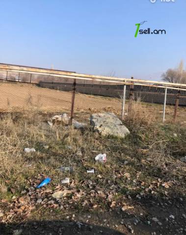 Հողատարածք բնակելի շինությունների համար Լուկաշինի փողոցում Աջափնյակում, 500 քմ