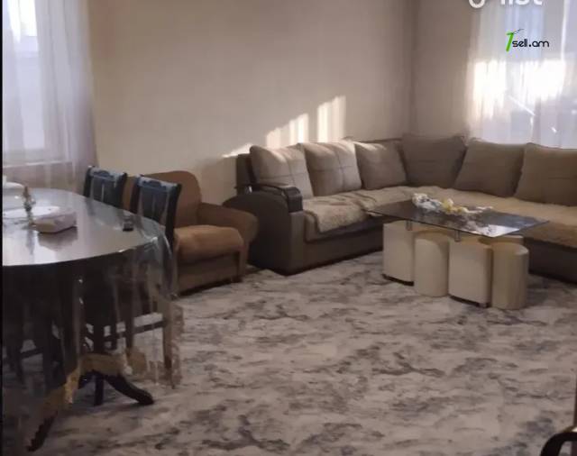 Մեկ հարկանի տուն Պարույր Սևակ թաղամասի 14-րդ փողոցում Առինջում, 100 քմ, կապիտալ վերանորոգված