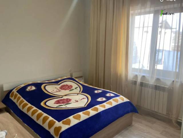 Երկու հարկանի տուն Բագրևանդի 23-րդ փողոցում Ջրվեժում, 220 քմ, 2 սանհանգույց, կապիտալ վերանորոգված