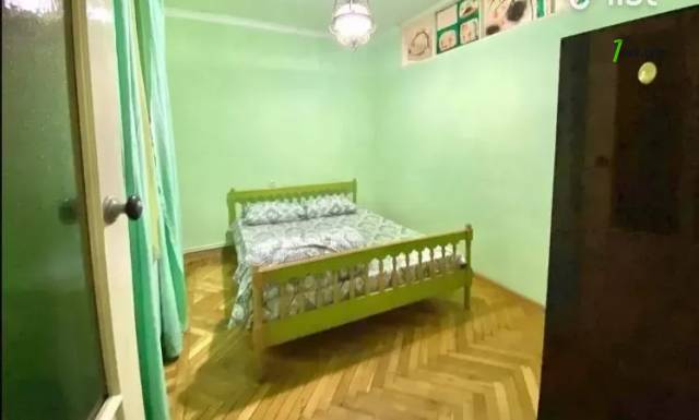 3 սենյականոց բնակարան Սարյանի փողոցում, 75 ք.մ., բարձր առաստաղներ, 1/8 հարկ, եվրովերանորոգված