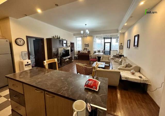 3 սենյականոց բնակարան նորակառույց շենքում Քեռու փողոցում, 110 քմ, 17/19 հարկ, 2 սանհանգույց