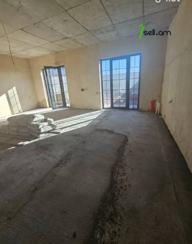 Երեք հարկանի թաունհաուզ Մուշի 2-րդ փողոցում Քասախում, 153 քմ, 3+ սանհանգույց