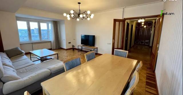 4 սենյականոց բնակարան Գյուլբենկյան փողոցում, 105 ք.մ., 12/14 հարկ, 2 սանհանգույց