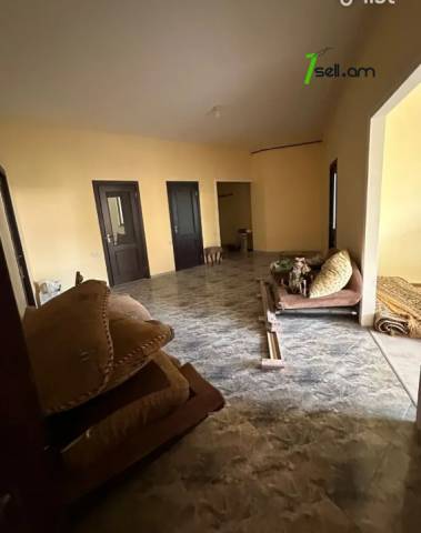 Բազմաֆունկցիոնալ գույք Կոմիտասի պողոտայում Արաբկիրում, 134 քմ