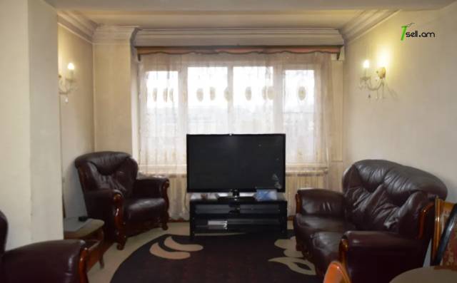 3 սենյականոց բնակարան Ղանդիլյանի փողոցում, 72 ք.մ., եվրովերանորոգված