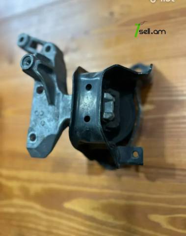 Շարժիչի բարձիկ դիմացի, Nissan Note E12, 2012թ, Օրիգինալ պահեստամաս