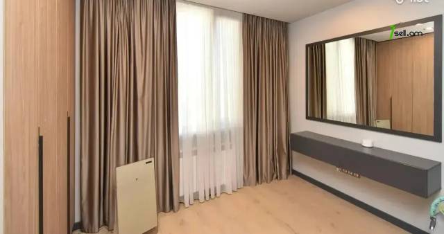 3 սենյականոց բնակարան նորակառույց շենքում Կոմիտասի պողոտայում, 106 ք.մ., նախավերջին հարկ