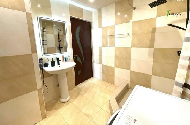 3 սենյականոց բնակարան նորակառույց շենքում Անտառային փողոցում, 97 քմ, 3/6 հարկ, 2 սանհանգույց