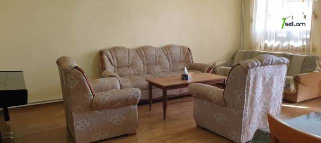 Երկու հարկանի քարե տուն Արաբկիրում, 200 ք.մ., 2 սանհանգույց, եվրովերանորոգված