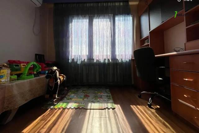 3 սենյականոց բնակարան, Քուչակ թաղամաս, 78 քմ, նախավերջին հարկ, 2 սանհանգույց, կապիտալ վերանորոգված