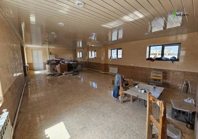 Բազմաֆունկցիոնալ գույք, Թբիլիսյան խճուղի Քանաքեռ Զեյթունում, 2500 քմ