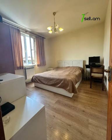 3 սենյականոց բնակարան Սարյանի փողոցում, 92 քմ, 6/9 հարկ, կապիտալ վերանորոգված, քարե շենք