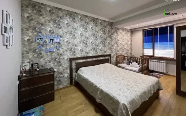 3 սենյականոց բնակարան նորակառույց շենքում Տոլբուխինի փողոցում, 95 ք.մ., բարձր առաստաղներ, 2/11 հարկ