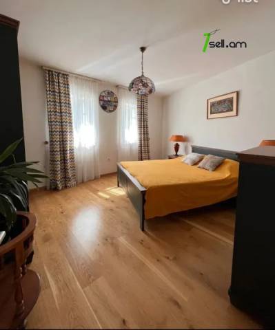 4 սենյականոց բնակարան նորակառույց շենքում Արաբկիրում, 144 ք.մ., 2 սանհանգույց, բարձր առաստաղներ