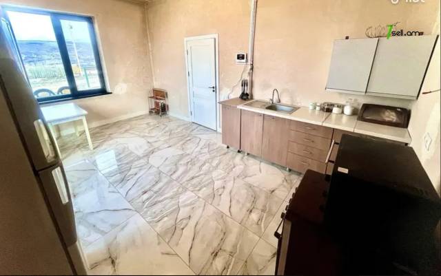 Մեկ հարկանի քարե տուն Աշտարակում, 142 քմ, եվրովերանորոգված