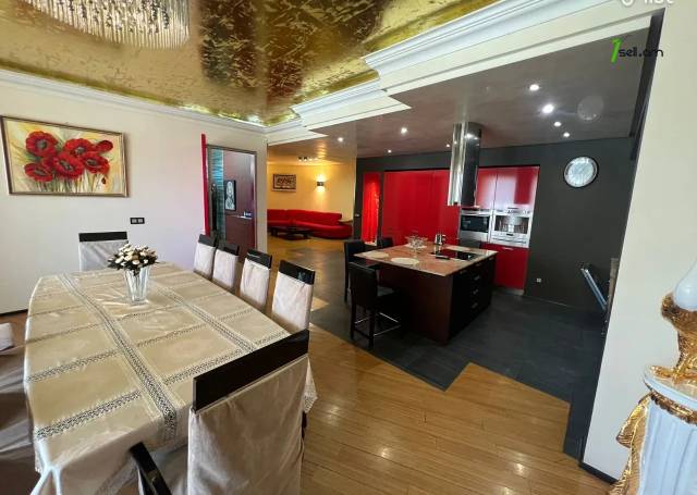 Ընդարձակ 5 սենյականոց բնակարան նորակառույց շենքում Հյուսիսային պողոտայում, 258 քմ, 5/8 հարկ