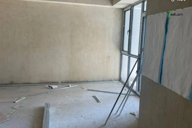 3 սենյականոց բնակարան նորակառույց շենքում Քանաքեռ Զեյթունում, 74 ք.մ., բարձր առաստաղներ, 5/16 հարկ