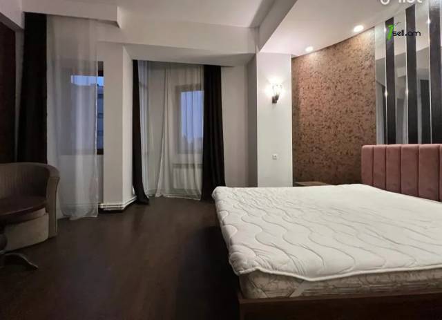 4 սենյականոց բնակարան նորակառույց շենքում Ռիգայի փողոցում, 136 ք.մ., 2 սանհանգույց, բարձր առաստաղներ