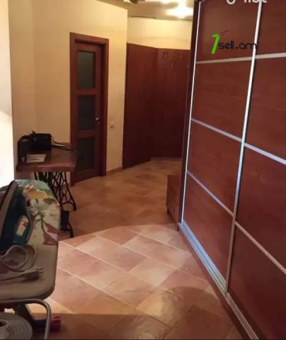 4 սենյականոց բնակարան նորակառույց շենքում Արաբկիրում, 92 ք.մ., 2 սանհանգույց, բարձր առաստաղներ