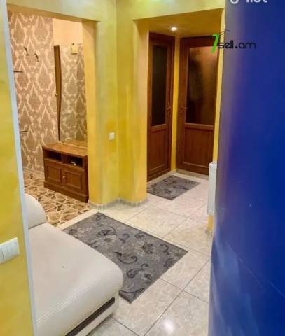 3 սենյականոց բնակարան Բաշինջաղյան փողոցում, 67 ք.մ., կապիտալ վերանորոգված