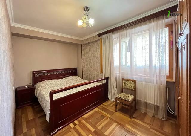 3 սենյականոց բնակարան, Ավան-Առինջ 1-ին միկրոշրջան, 85 ք.մ., 2 սանհանգույց, 3/9 հարկ