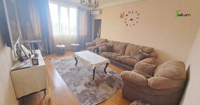 3 սենյականոց բնակարան Նար-Դոսի փողոցում, 65 քմ, նախավերջին հարկ, եվրովերանորոգված