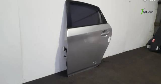 Toyota Prius 2009 Հետևի ձախ դուռ