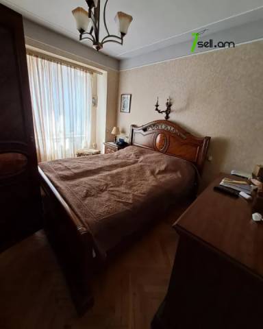 4 սենյականոց բնակարան Արշակունյաց պողոտայում, 98 ք.մ., 11/16 հարկ, կապիտալ վերանորոգված