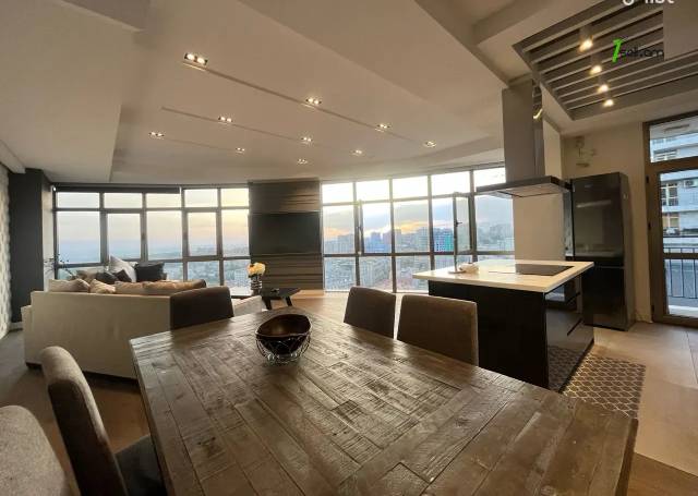 3 սենյականոց բնակարան նորակառույց շենքում Վերին Անտառային փողոցում, 110 քմ, 12/15 հարկ