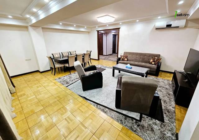 4 սենյականոց բնակարան Ամիրյան փողոցում, 130 ք.մ., նախավերջին հարկ, 2 սանհանգույց