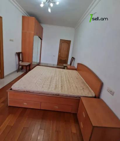 5 սենյականոց բնակարան նորակառույց շենքում Մարշալ Բաղրամյան պողոտայում, 150 քմ, 12/17 հարկ