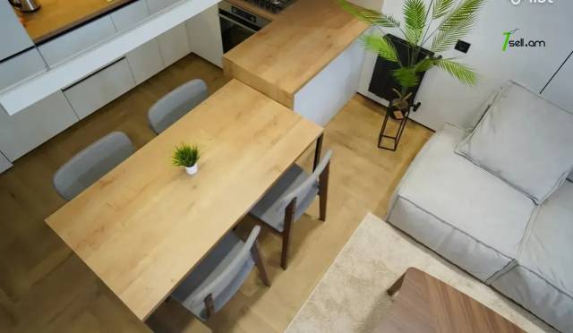 3 սենյականոց բնակարան նորակառույց շենքում Ֆուչիկի փողոցում, 65 քմ, նախավերջին հարկ, 2 սանհանգույց