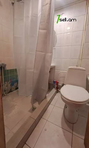 3 սենյականոց բնակարան Տիգրան Մեծի պողոտայում, 102 ք.մ., 2/5 հարկ, կապիտալ վերանորոգված, քարե շենք