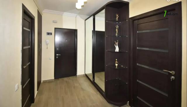 2 սենյականոց բնակարան նորակառույց շենքում Սունդուկյան փողոցում, 50 քմ, 6/8 հարկ, բարձր առաստաղներ