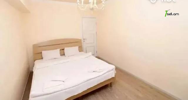3 սենյականոց բնակարան Նալբանդյան փողոցում, 91 ք.մ., 2 սանհանգույց, բարձր առաստաղներ