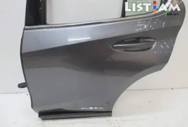 Lexus UX հետևի ձախ դուռ