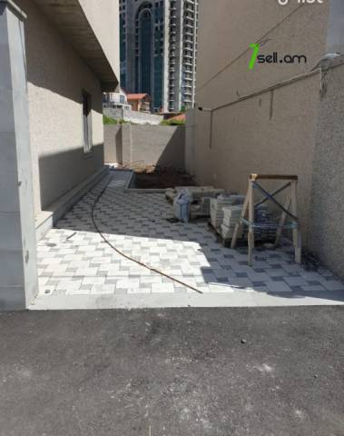 Երկու հարկանի տուն Գրիգոր Աղաբաբյան փողոցում Դավթաշենում, 170 քմ, 3+ սանհանգույց