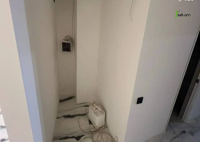 2 սենյականոց բնակարան նորակառույց շենքում Չարենցի փողոցում, 56 քմ, 13/17 հարկ, բարձր առաստաղներ