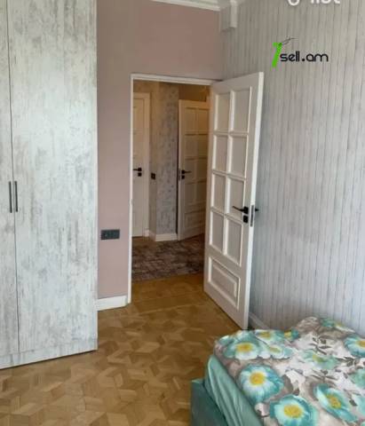 3 սենյականոց բնակարան Գայի պողոտայում, 80 ք.մ., նախավերջին հարկ, կապիտալ վերանորոգված