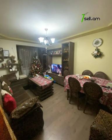 2 սենյականոց բնակարան Վաղարշյան փողոցում, 48 քմ, 2/5 հարկ, 2 սանհանգույց, կապիտալ վերանորոգված