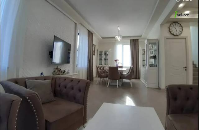 Երկու հարկանի քարե տուն Շրջանցիկ Թունել փողոցում Արաբկիրում, 220 ք.մ., 3+ սանհանգույց